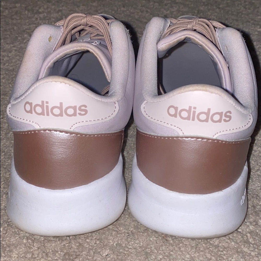 ⭐️SOLD⭐️ Adidas sneakers - Picture 3 of 3